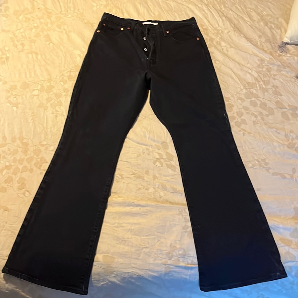 NWOT Levi Ribcage Boot - Black, size 32